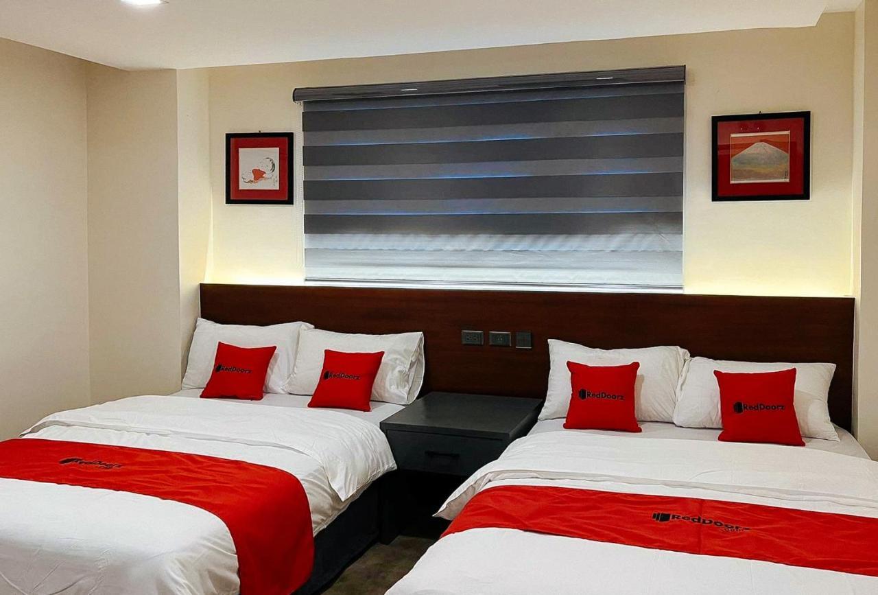 Reddoorz Plus @ Toshiko Boutique Hotel Koronadal City Exteriör bild
